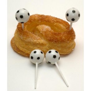 Fodbolde p spyd til kagepynt eller bordpynt