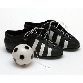 Fodboldstvler og bold til kagepynt eller bordpynt