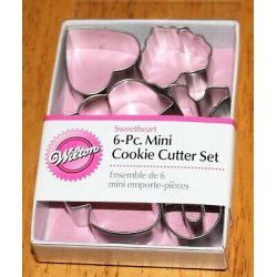 Udstikker st - Valentine mini - 6 dele i metal