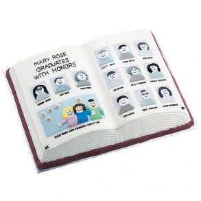 Bag en åben bog/fotoalbum