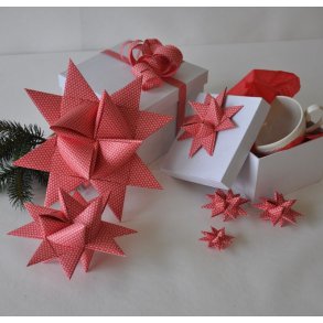 35 mm Stjernestrimler -12 stk. - Red Snow Crystals - Rd Snekrystal