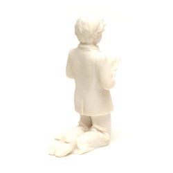 11 cm figur til konfirmation - kn&aelig;lende dreng