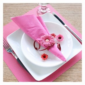 Quilling ide - borddækning med blomster