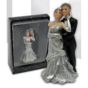  9,5 cm kagefigur til s&oslash;lvbryllup - K&aelig;rlig par