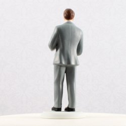 14 cm kagefigur eller bordpynt - Gom i gr&aring; habit